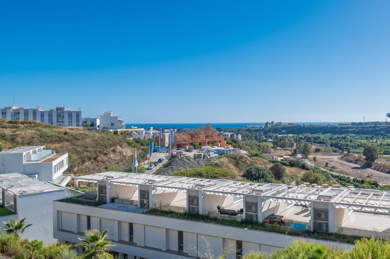 Unique 3-Bdrm Townhouse, Stunning View, Pool & Bbq Lejlighed Estepona Eksteriør billede