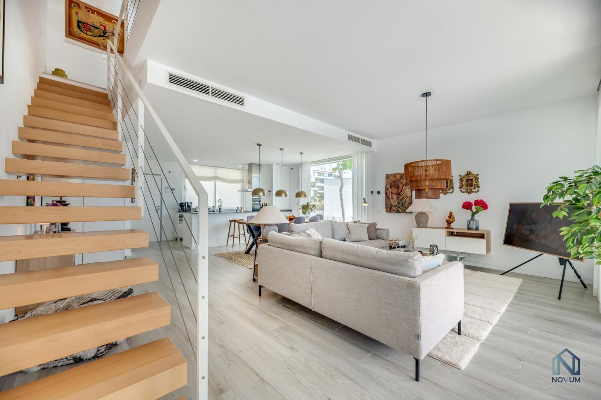Unique 3-Bdrm Townhouse, Stunning View, Pool & Bbq Lejlighed Estepona Eksteriør billede